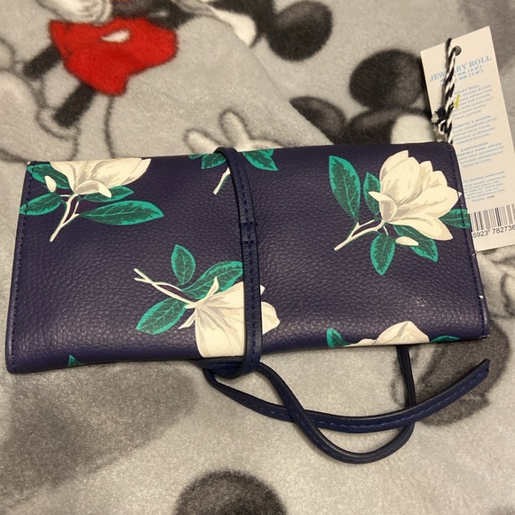 Draper James jewelry roll - Picture 4 of 10